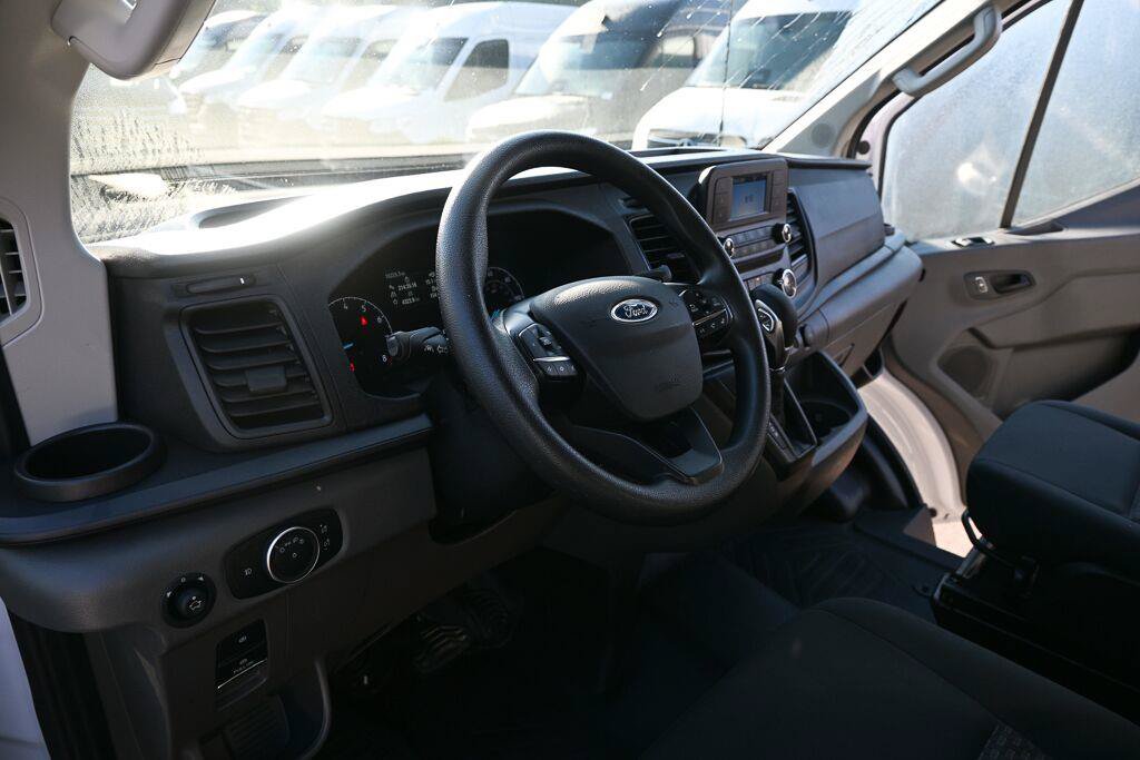 Used 2025 Ford Transit 250 Low Roof w/ Exterior Upgrade Package RWD image 6