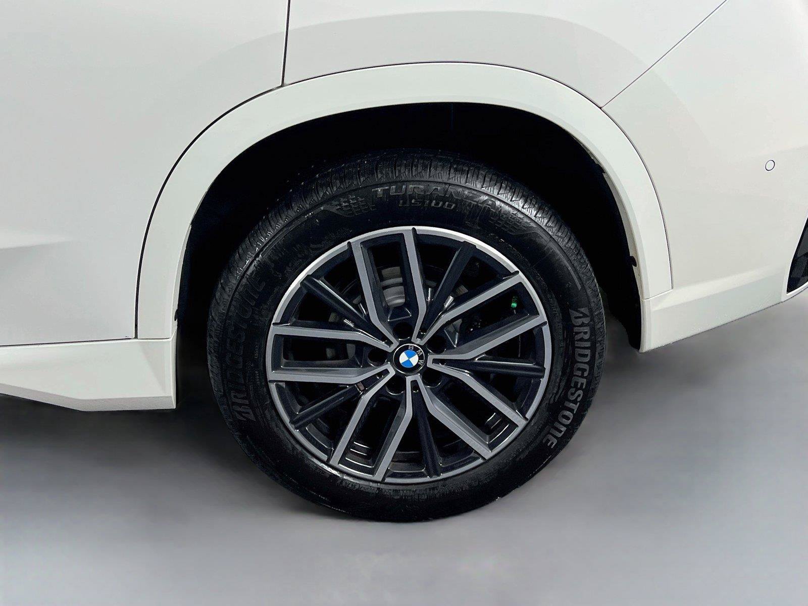 Used 2023 BMW X1 xDrive28i w/ Premium Package AWD/4WD image 32