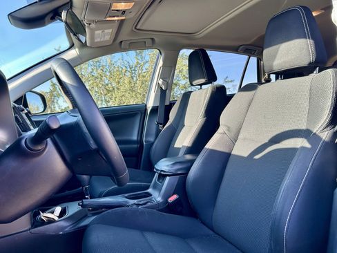 Used 2018 Toyota RAV4 XLE image 13