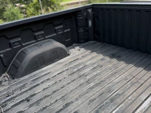 Used 2020 Chevrolet Silverado 1500 Custom w/ Custom Value Package RWD image 10