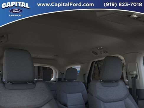 New 2026 Ford Explorer Active RWD image 22