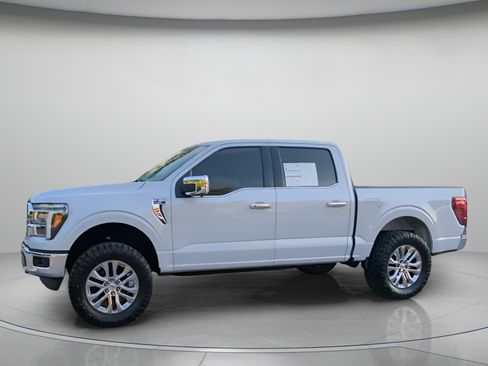 Certified 2025 Ford F150 Lariat w/ Equipment Group 501A Mid AWD/4WD image 15