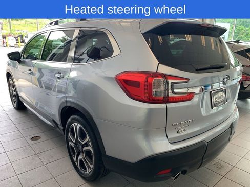 Used 2025 Subaru Ascent Touring AWD/4WD image 17