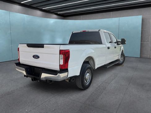 Used 2019 Ford F250 XL w/ Power Equipment Group RWD image 2