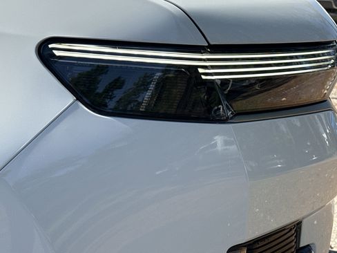 New 2026 Jeep Grand Wagoneer L 2WD image 10