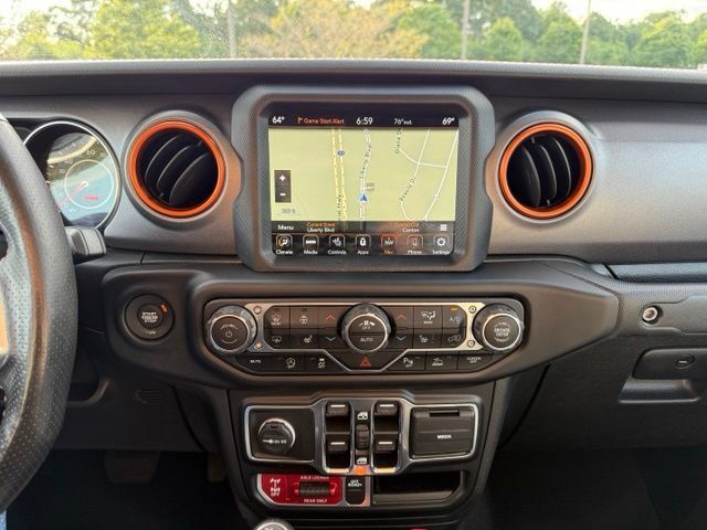 Used 2020 Jeep Gladiator Mojave AWD/4WD image 21