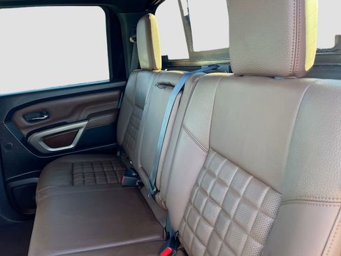 Used 2024 Nissan Titan Platinum Reserve w/ Moonroof Package AWD/4WD image 25