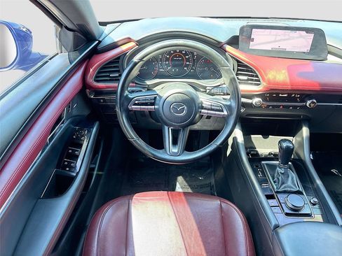 Used 2019 MAZDA MAZDA3 AWD Hatchback w/ Premium Pkg image 24