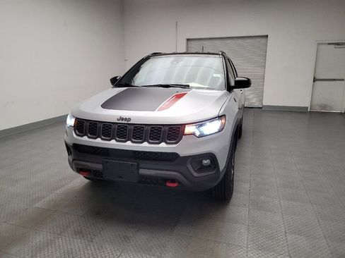 Used 2024 Jeep Compass Trailhawk image 15