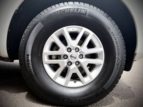 Used 2014 Nissan Frontier SV RWD image 14