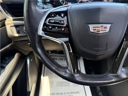 Used 2017 Cadillac Escalade Platinum RWD image 41