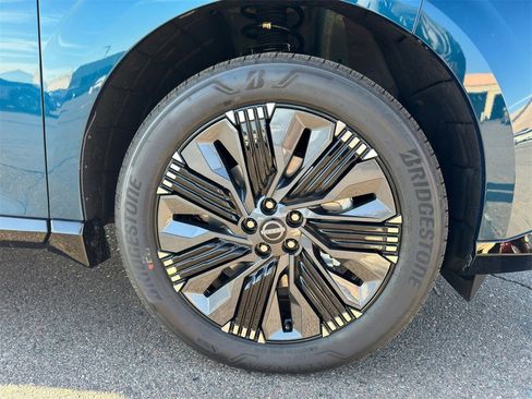 New 2026 Nissan Murano Platinum image 9