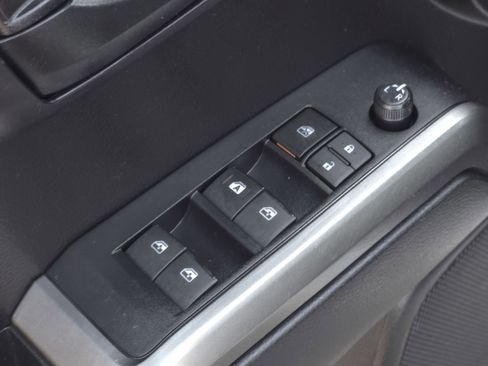 Used 2021 Toyota Tacoma SR5 image 24