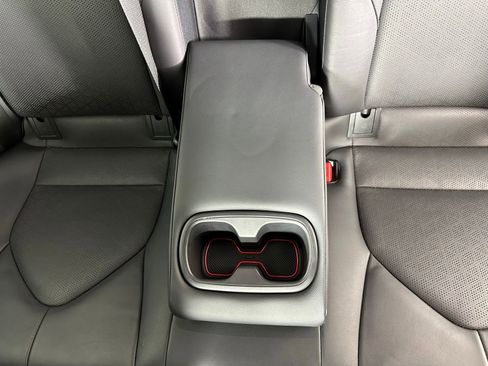 Used 2022 Toyota Camry XSE image 30