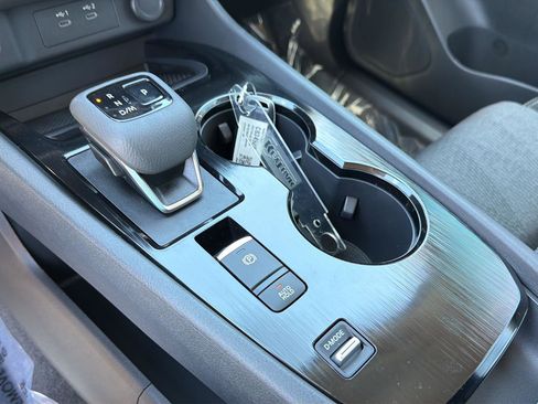 New 2026 Nissan Rogue SV w/ Cold Weather Package FWD image 28