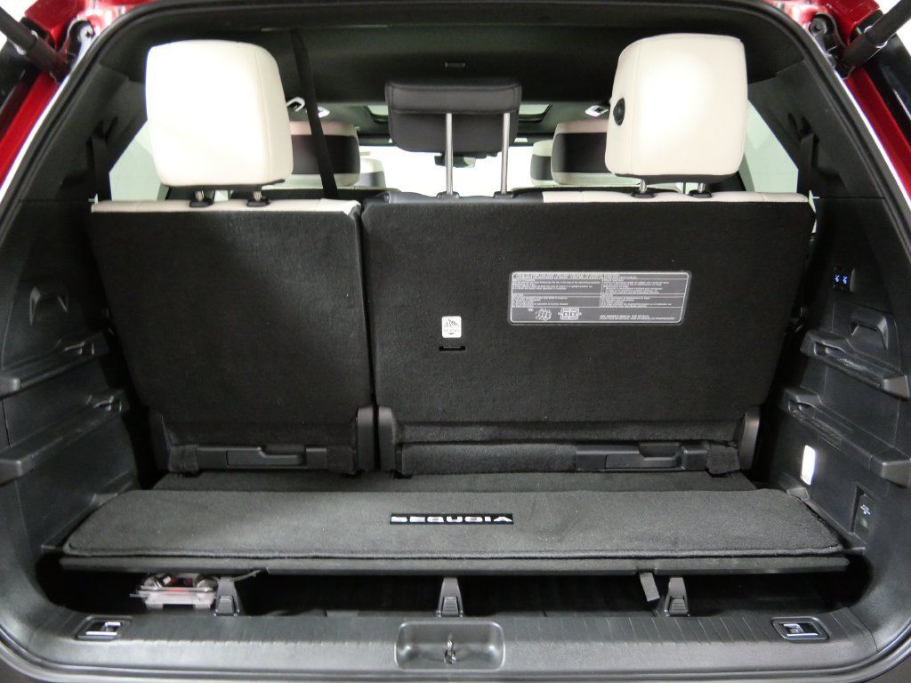 Used 2023 Toyota Sequoia Capstone AWD/4WD image 6