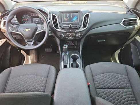 Certified 2018 Chevrolet Equinox LT w/ LPO, Protection Package FWD image 23
