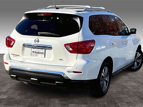 Used 2018 Nissan Pathfinder SL image 6