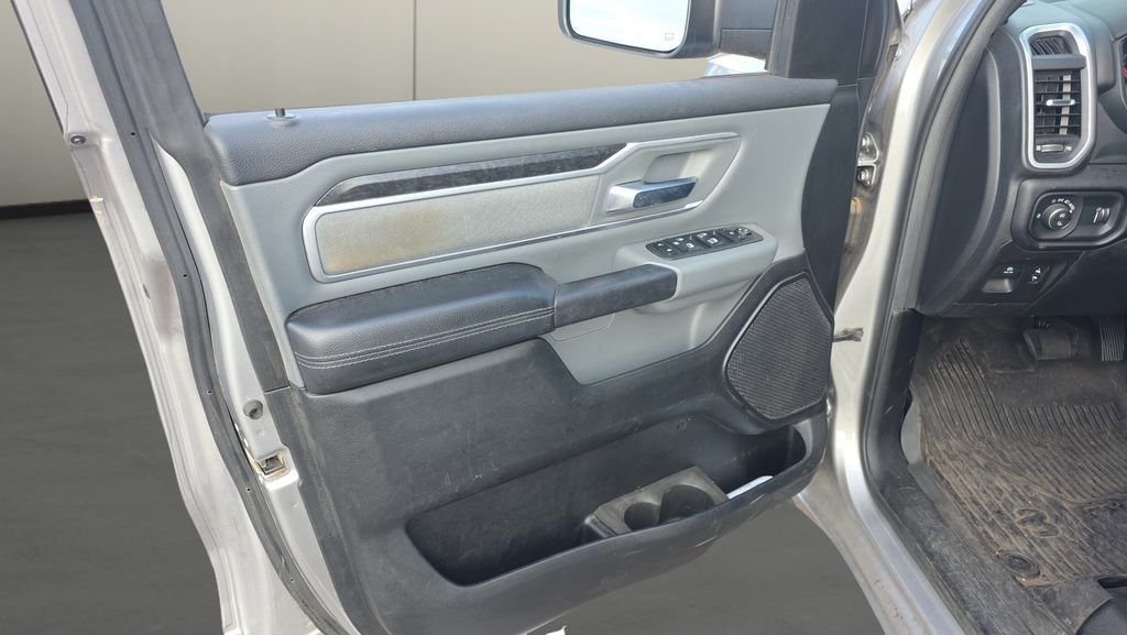 Used 2021 RAM 1500 Big Horn AWD/4WD image 17