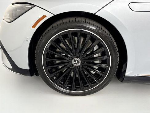 Certified 2023 Mercedes-Benz EQE 500 4MATIC Sedan image 29