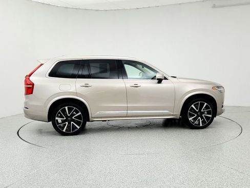 New 2025 Volvo XC90 B6 Plus w/ Protection Package Premier image 4