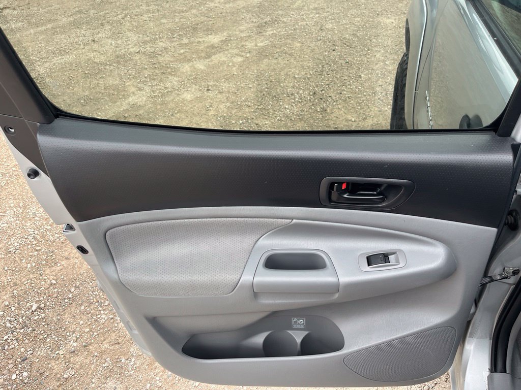 Used 2010 Toyota Tacoma 4x4 Double Cab image 27