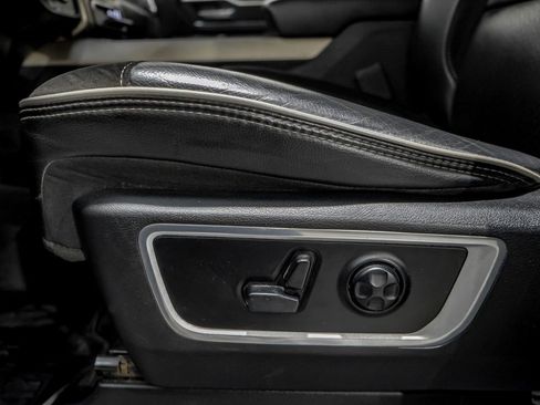 Used 2021 RAM 1500 Laramie image 32