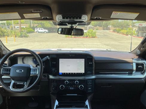 Used 2025 Ford F250 King Ranch w/ Chrome Package AWD/4WD image 31