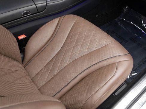 Used 2016 Mercedes-Benz Maybach S 600 image 32