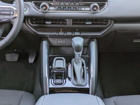 Used 2023 GMC Canyon Elevation w/ Convenience Package image 16