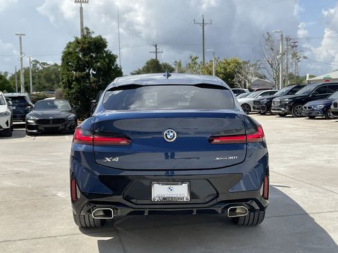 Certified 2025 BMW X4 xDrive30i w/ Premium Package AWD/4WD image 5