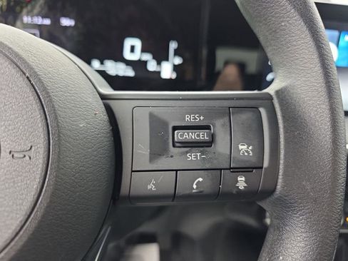 Used 2025 Nissan Kicks SV image 37