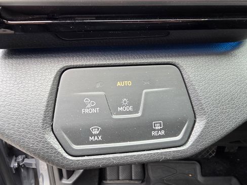 Used 2023 Volkswagen ID.4 Pro S RWD image 13