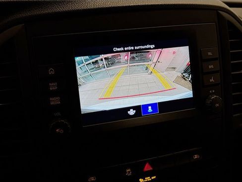 Used 2023 Mercedes-Benz Metris Passenger image 14