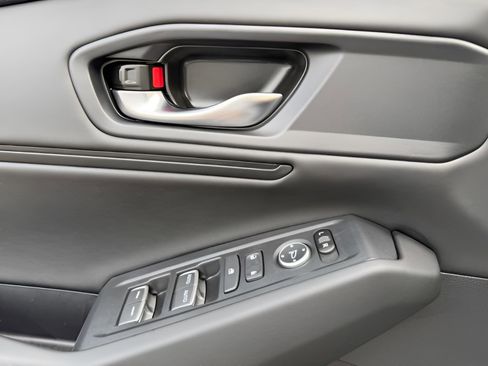 Used 2025 Honda Accord SE image 22