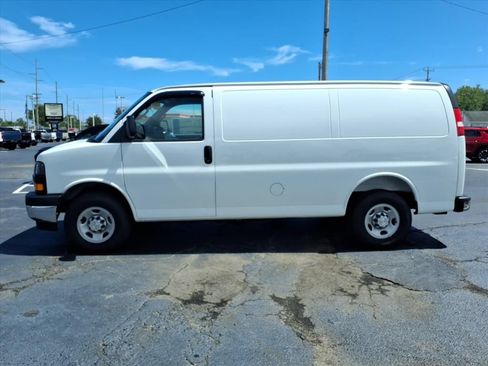 New 2026 Chevrolet Express 2500 w/ Driver Convenience Package RWD image 6