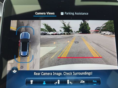 Certified 2025 Mercedes-Benz GLC 300 4MATIC image 26