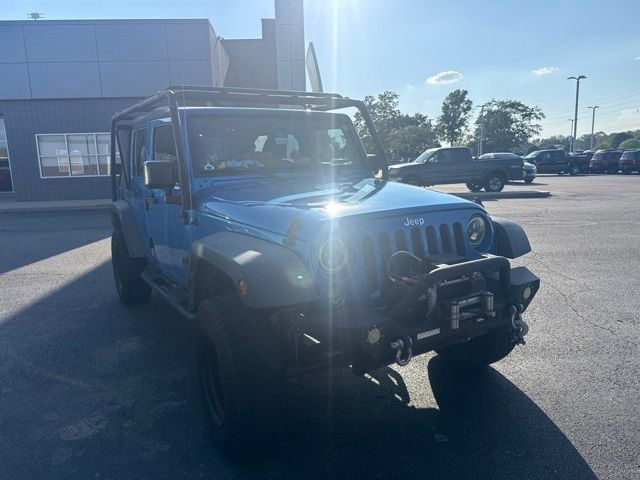 Used 2015 Jeep Wrangler Unlimited Sport w/ Connectivity Group AWD/4WD image 9