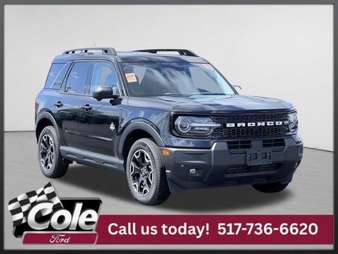 Certified 2025 Ford Bronco Sport Outer Banks w/ Outer Banks Tech Package+ AWD/4WD image 1