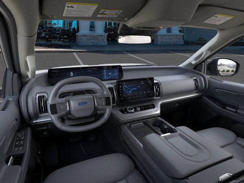 New 2026 Ford Expedition Max Active image 9