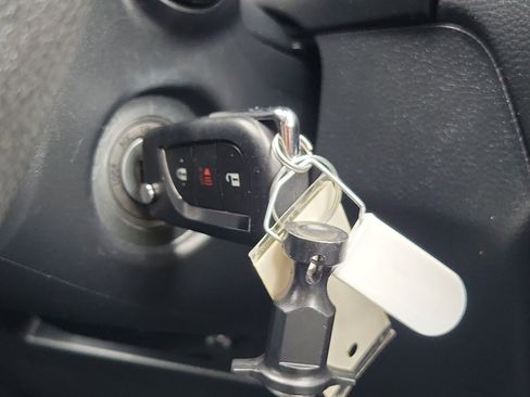 Certified 2023 Toyota RAV4 LE image 27