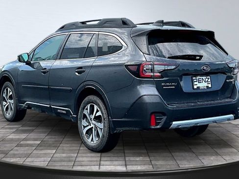Used 2022 Subaru Outback Limited AWD/4WD image 4