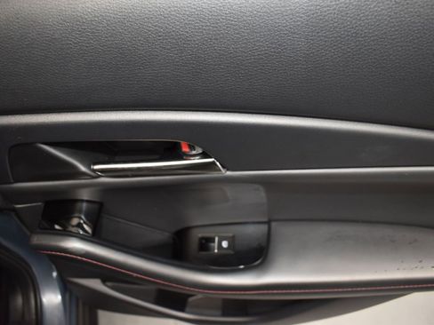 Used 2024 MAZDA CX-30 AWD 2.5 S w/ Preferred Package image 19