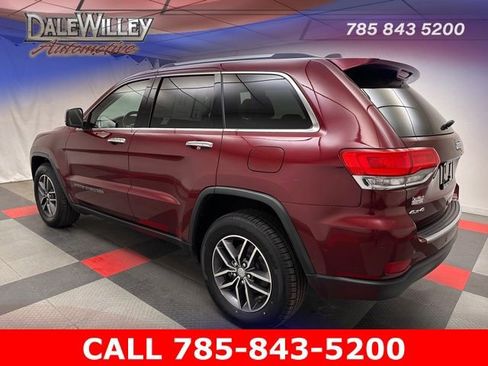 Used 2017 Jeep Grand Cherokee Limited image 4