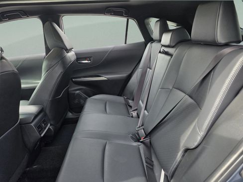 Used 2023 Toyota Venza Limited image 22