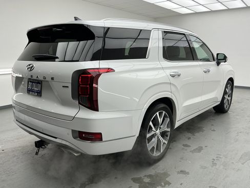 Used 2021 Hyundai Palisade Limited image 4