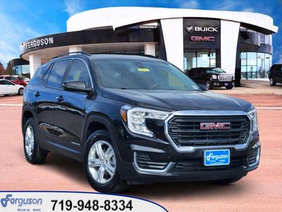 Used 2024 GMC Terrain SLE w/ Driver Convenience Package