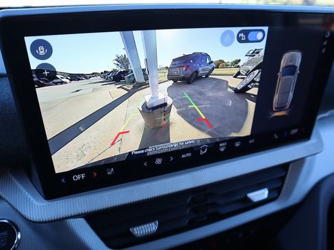 New 2026 Ford Explorer Active w/ Active Comfort Package image 8