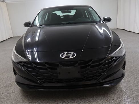 Used 2021 Hyundai Elantra SEL FWD image 2