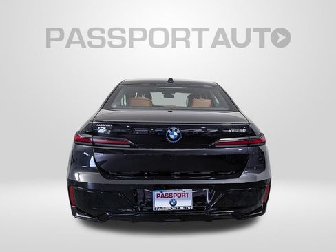 Used 2026 BMW i7 xDrive60 w/ Executive Package AWD/4WD image 6